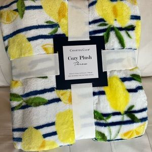 NWT-Charter Club Plush Throw- Lemons